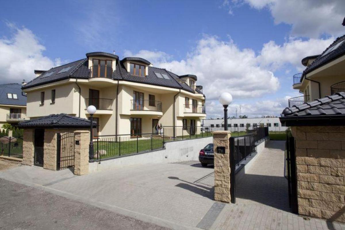 Villa Piano Apartments Warsaw Piaseczno Jozefoslaw Exterior photo